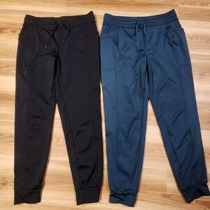 32 Degrees Black and Blue Joggers